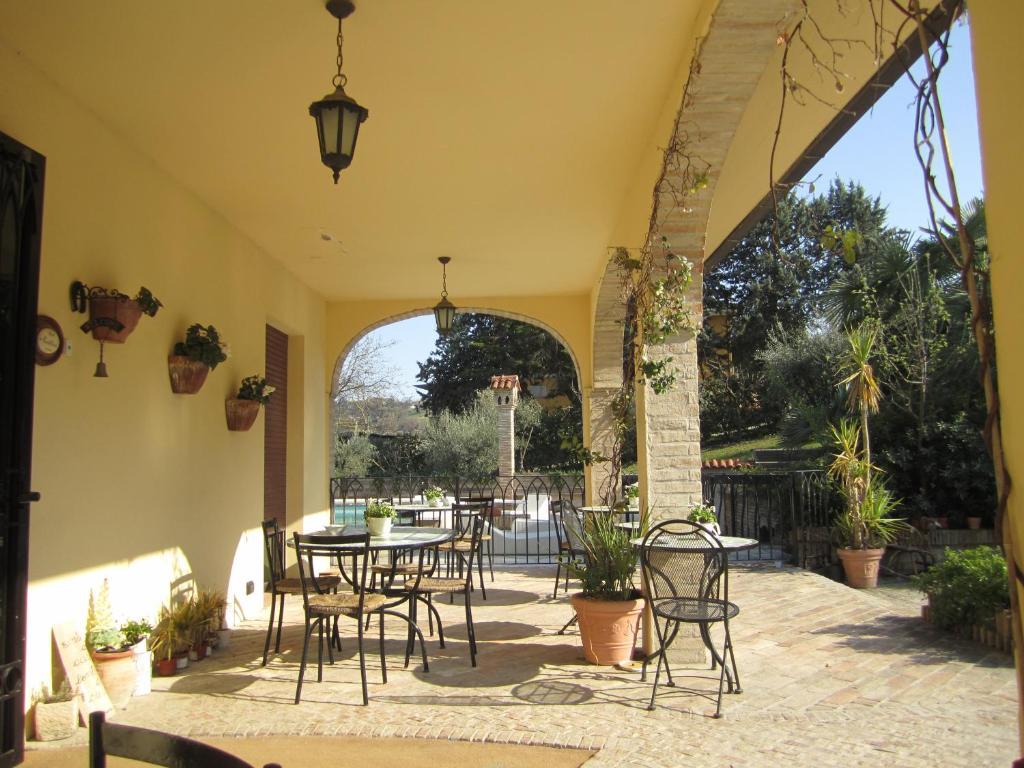 Hotel Villa Castellani Mogliano Buitenkant foto